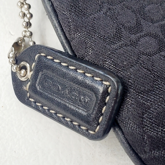Vintage C Signature Coach Wristlet Bag - Picture 3 of 7